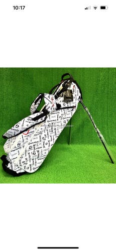 TaylorMade Mens Flextech Crossover Stand Bag - 2023 Icon HARD TO FIND