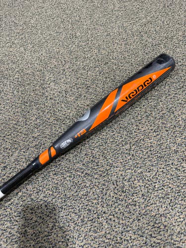 Used  DeMarini Voodoo Bat USSSA Certified (-13) Composite 18 oz 31"