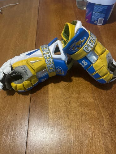 Used  Genesee Maverik 13" Max Lacrosse Gloves