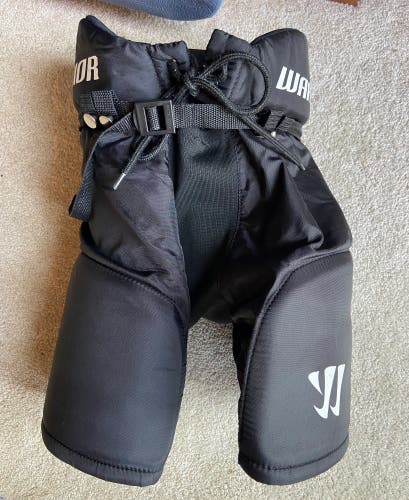 Used Youth Large Warrior Covert QRE-10 Hockey Pants