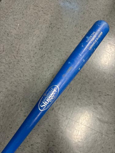 Used Louisville Slugger Flylite Y243 Bat Wood 29"