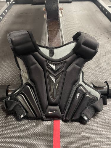 Nike Vapor Shoulder Liner