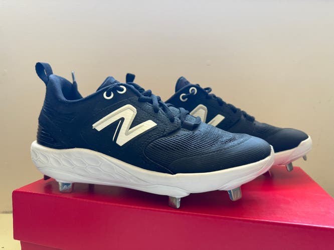 Used (barely) Adult New Balance Fresh Foam 3000v6 Metal Cleats Size 7