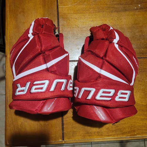 Bauer Vapor 3X Pro Hockey Gloves