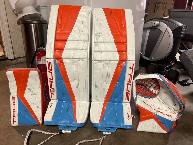34+2 True Catalyst PX3 Regular Goalie Full Set