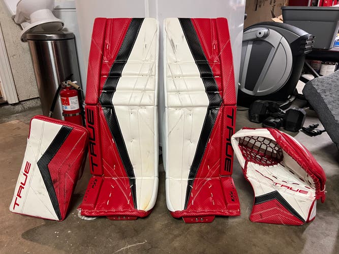 34+2 True Catalyst PX3 Regular Goalie Full Set