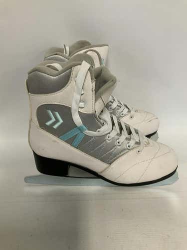 Used Soft Cameo Senior 9 Soft Boot Skates