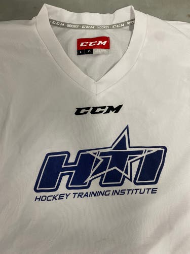 Hockey Training Institute adult small jersey