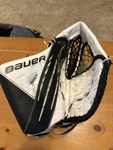 Bauer Vapor 3X Goalie Glove