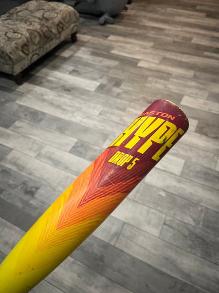 Used 2024 Easton USSSA Certified Composite 25 oz 30" Hype Fire Bat
