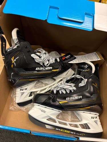 New Senior Bauer   10.5 Supreme M5 Pro Hockey Skates