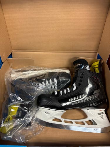 New Senior Bauer  10.5 Supreme Ignite Pro+ Hockey Skates