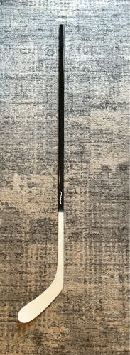 Pro Hockey Stick - Right, 85 Flex, P28