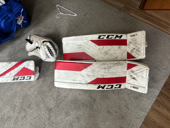 CCM Leg Pads, Glove and Blocker axis Eflex