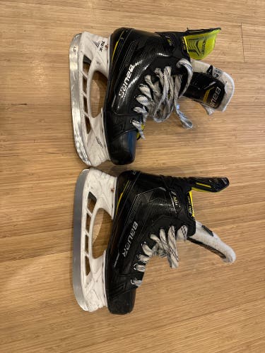 Bauer Supreme M4 Junior Size 4.5 Fit 1 Skates