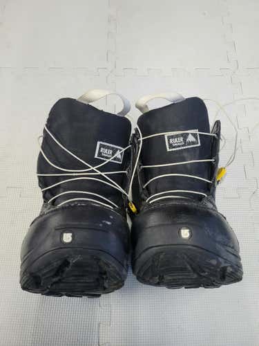 Used Burton Ruler Smalls Senior 7 Men's Snowboard Boots