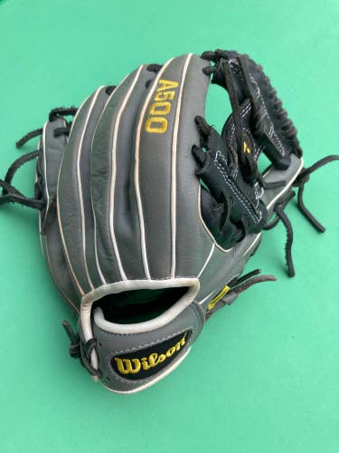 Gray Used Wilson A500 Right Hand Throw Infield Baseball Glove 11"