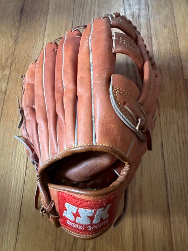 SSK DPG-710 Sasaki Sports Leather RHT Dimple II Baseball Glove