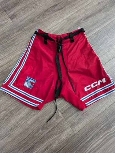 CT Jr Rangers Red Used Junior Small CCM Shell