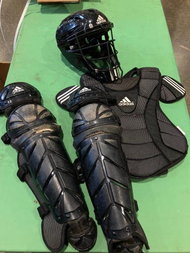 Used Intermediate Adidas Catcher's Set