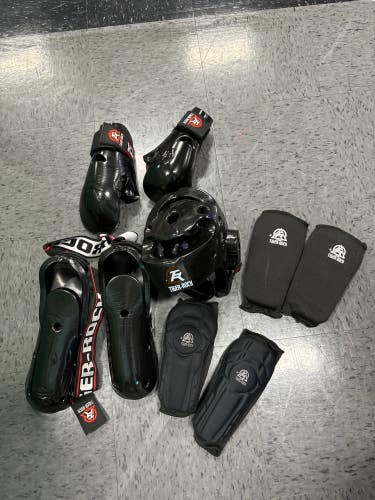 Used Tiger Rock Sparring Gloves & Pads