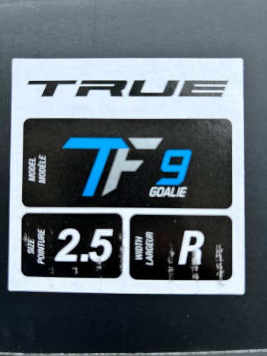 True TF9 Goalie Skate - Size 2.5