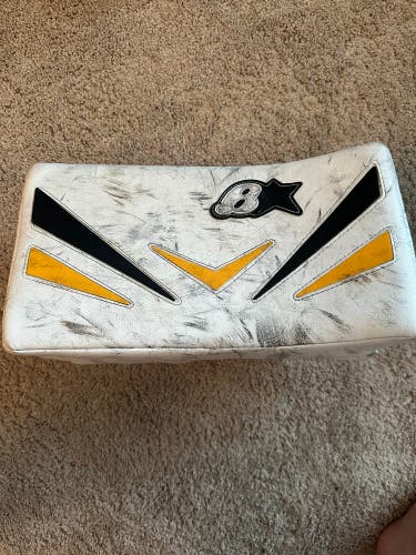 Used Brian’s NetZero Junior Blocker And Glove Set