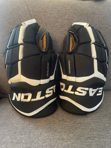 Used Easton Stealth C7.0 Gloves