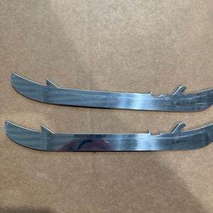 Used Bauer LS PULSE Holders, Runners, & Replacement Steel 221 mm
