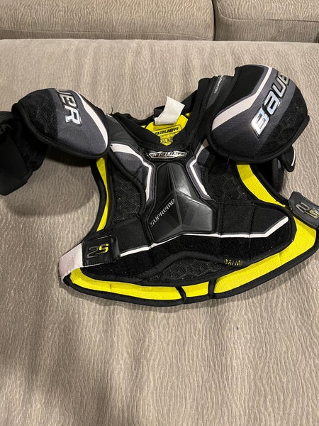 Bauer hockey chest protector