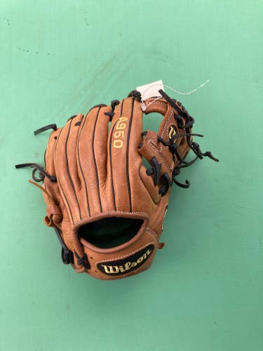 Wilson A950 Right Hand Throw Infield Baseball Glove 11.5"