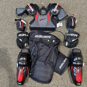 Bauer Lil Sport Shoulder Pads(M) Pants(L) Elbow(s) Glove(8) Shin(9)