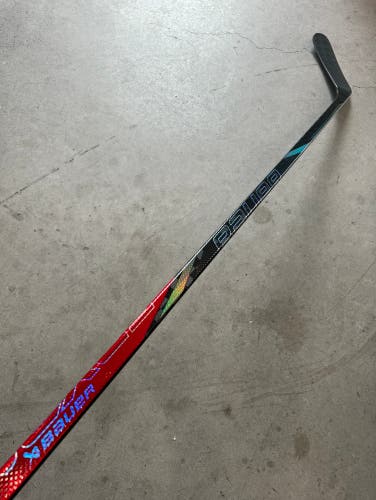 RARE! NCAA New Senior Bauer Left Hand 82 Flex P92M Pro Stock Nexus Tracer Hockey Stick