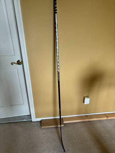 New Warrior Right Handed W03M Pro Stock Alpha LX Pro Hockey Stick