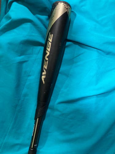 Used Kid Pitch (9YO-13YO) AXE Avenge Bat USABat Certified (-10) Composite 19 oz 29"