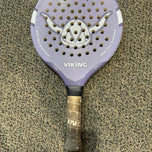 Used Unisex Viking Tennis Racquet