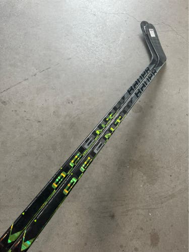 2 PACK NCAA New Senior Bauer Left Hand 87 Flex P92M Pro Stock Ag5nt Hockey Stick