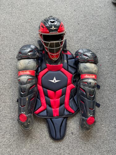 Used Intermediate All Star System 7 Axis Catcher's Set