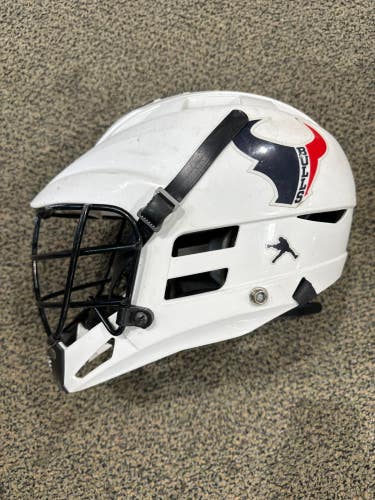 White Used Youth Cascade CS-R Youth Helmet