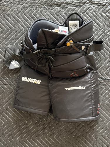 Used Large Vaughn V7 Jr XR Goalie Pants Size M/L