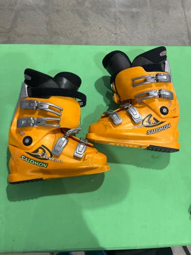 Used Men's Salomon X-Scream 7.0 All Mountain Ski Boots  (305mm)