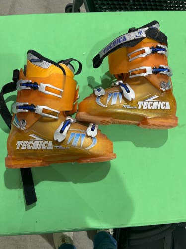 Used Men's Tenica Race Pro 70 All Mountain Ski Boots (298 mm)