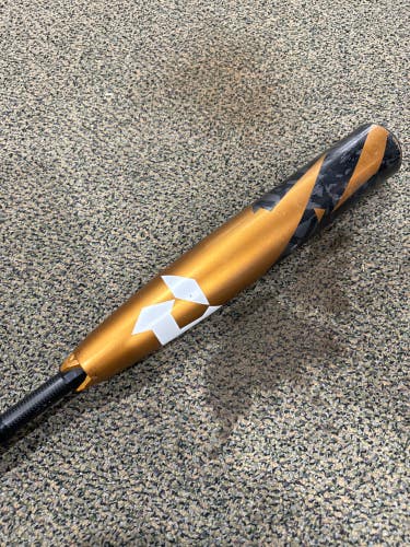 Used  2022 DeMarini Zoa Bat USSSA Certified (-8) Composite 23 oz 31"