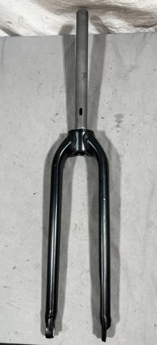 Black Aluminum Disc Brake Internal Cable Routing 700C/29er Fork 285mm 1-1/8"