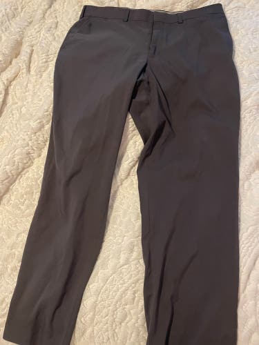 40x32 Walter Hagen golf pants