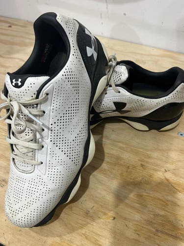 Golf Shoes - Underarmour 8.5