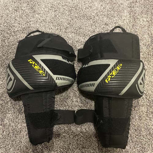 Used Warrior Senior RX3E+ Goalie Knee Pads