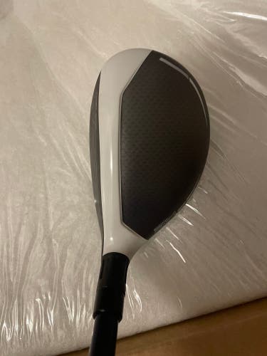 TaylorMade Right Handed 3H SIM Max Hybrid