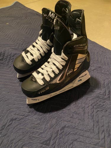 New True Regular Width Pro Stock Size 7 Pro Custom Hockey Skates