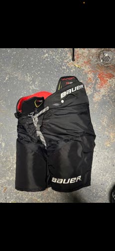 Used Senior Bauer Vapor LTX pro Hockey Pants